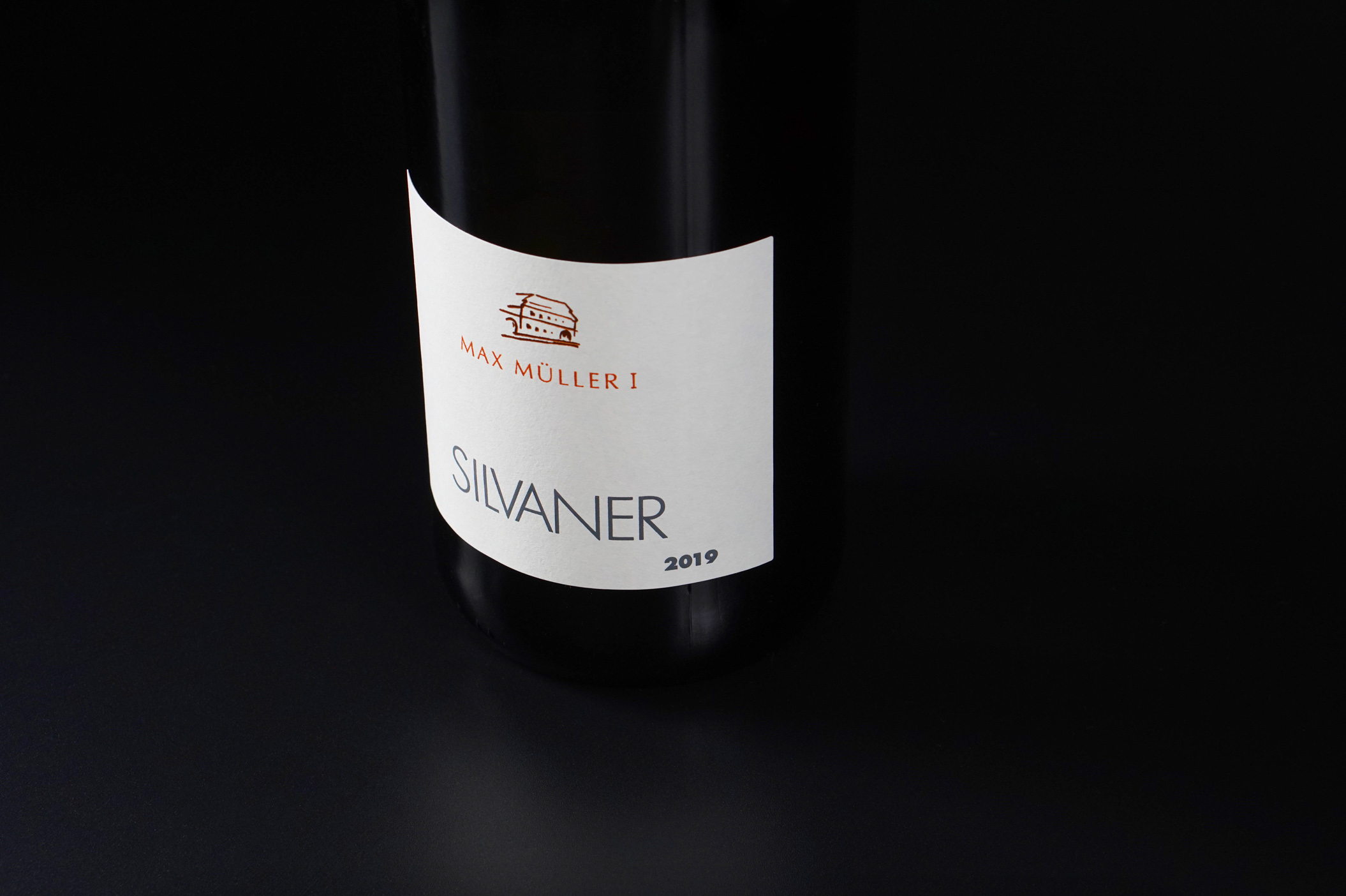max Müller Produktfoto Silvaner 2019 volkach
